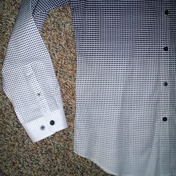 Men's EXPRESS Checkered Hombre Button-Up Shirt - Picture 3 of 6